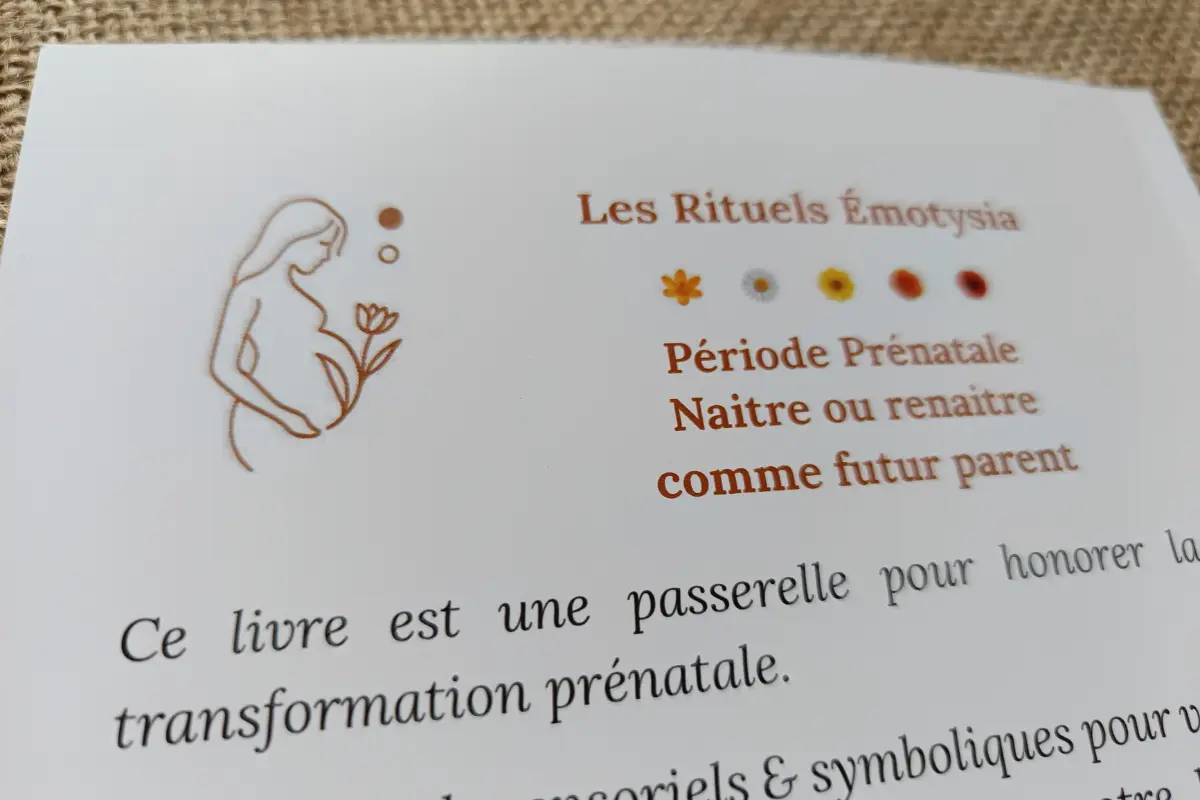 Livre de routines prénatales : Naître ou renaître comme futur parent – Je vis une naissance ou l'arrivée d'un enfant