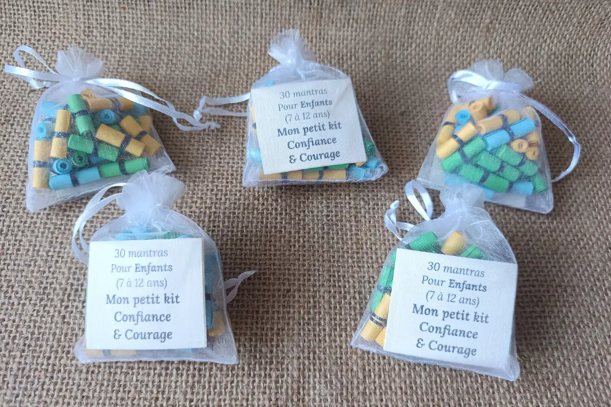 30 Mantras émotions (Enfants) : Kit Confiance et Courage – Émotysia